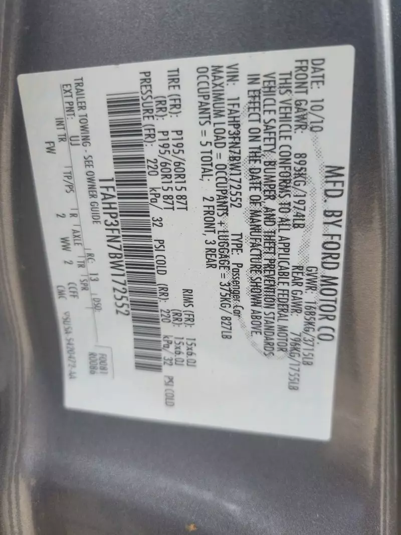 Ford Focus   - 2011