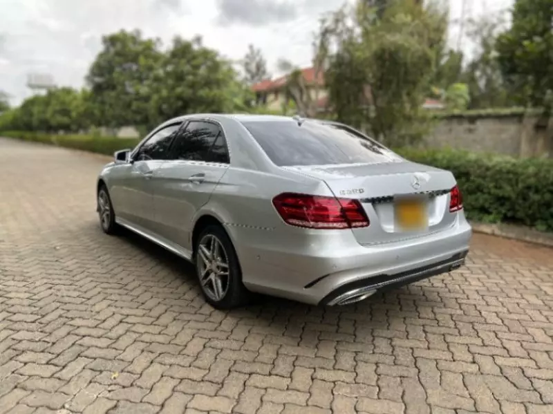 Mercedes-Benz E 250   - 2014