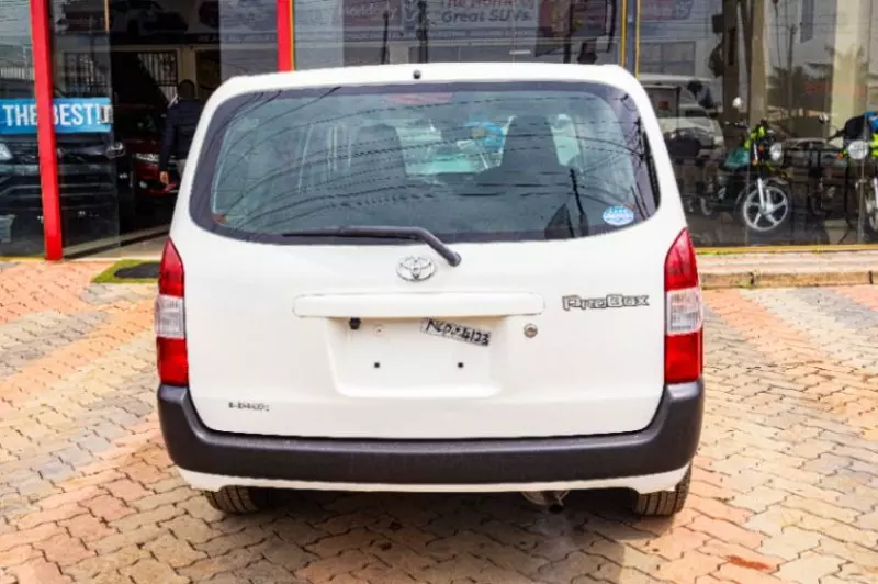 Toyota Probox    - 2018