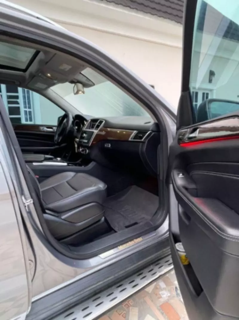 Mercedes-Benz ML 350   - 2010