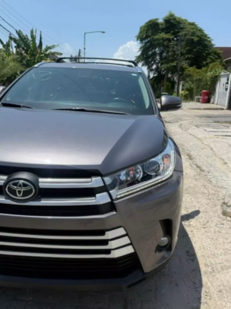 TOYOTA Highlander - 2017