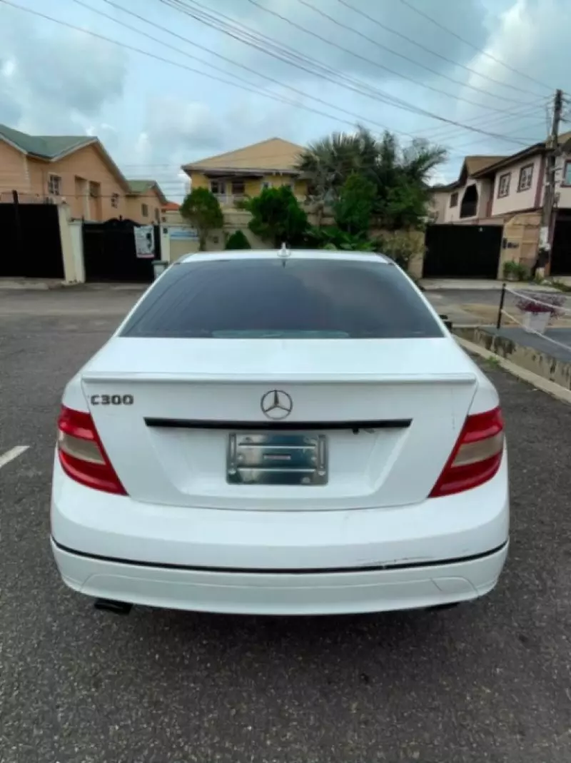 Mercedes-Benz C-Class   - 2008