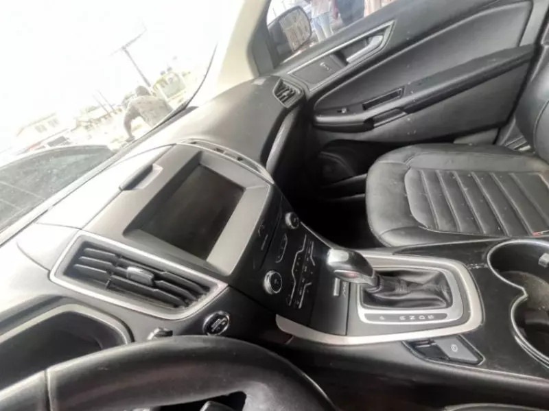 Ford Edge   - 2015