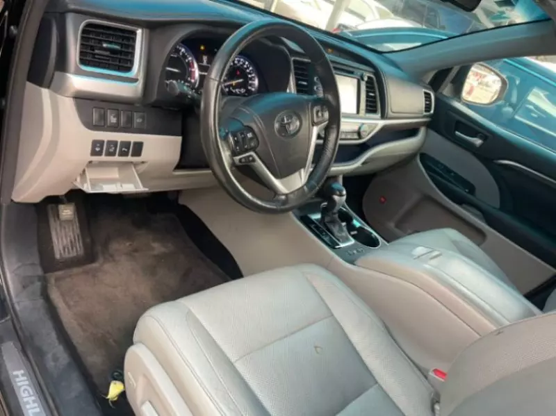 Toyota Highlander - 2014