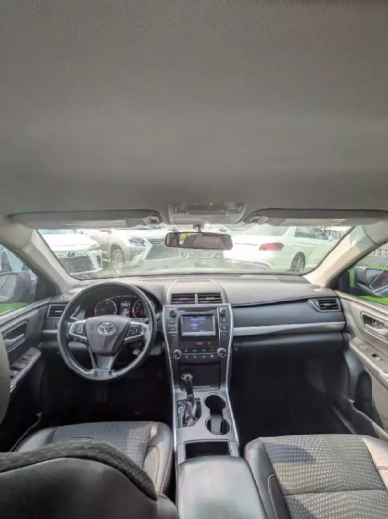 Toyota Camry   - 2015
