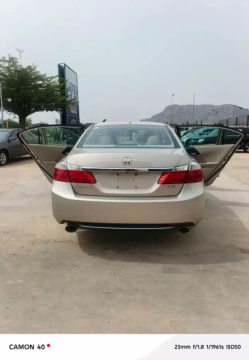 Honda Accord   - 2014