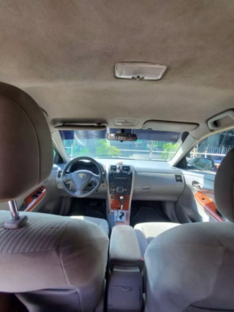 TOYOTA Corolla   - 2009