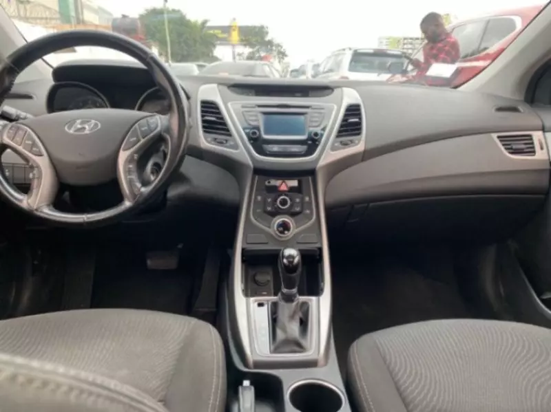 Hyundai Elantra   - 2015