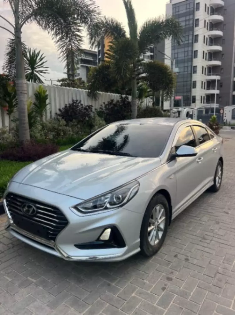 Hyundai Sonata   - 2017