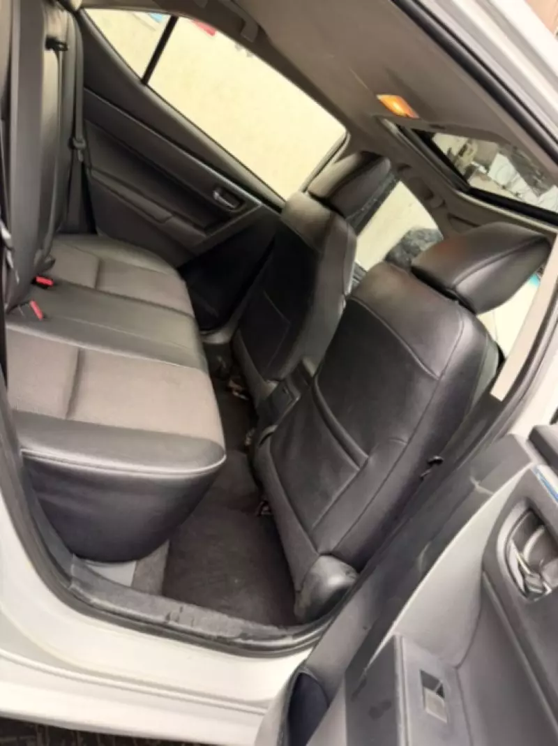 TOYOTA Corolla - 2015
