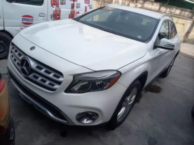 Mercedes-Benz GLA-Class   - 2019