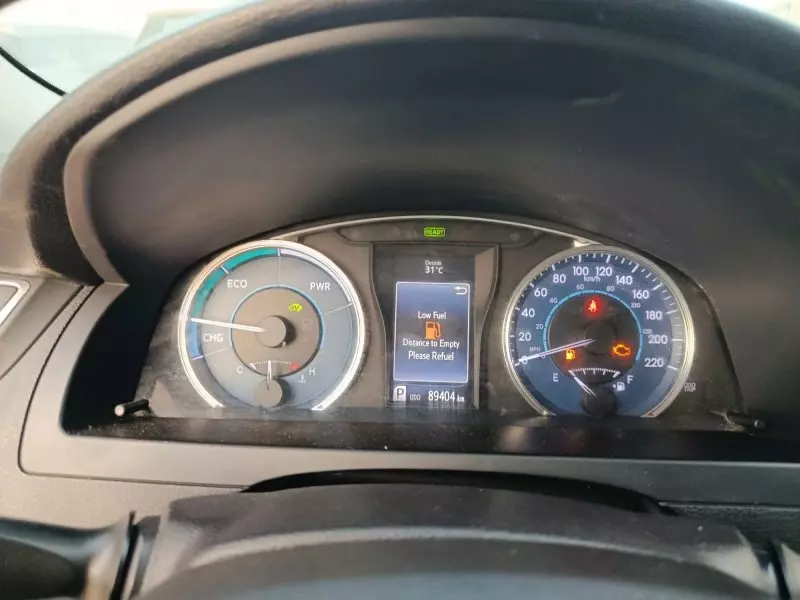Toyota camry   - 2016