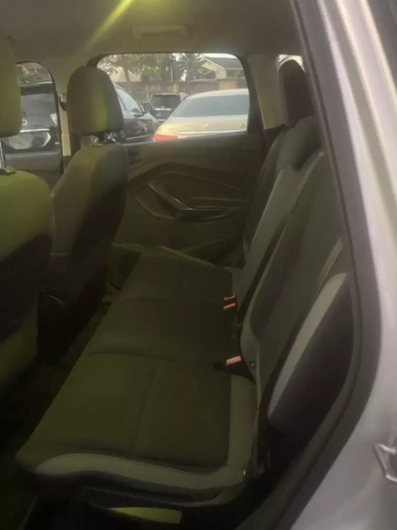 Ford Escape   - 2016