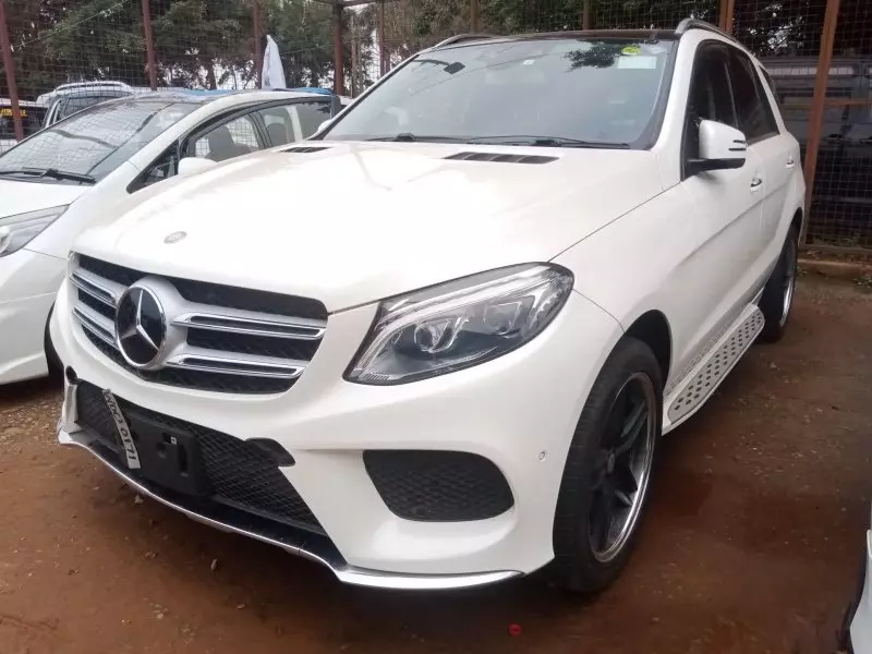 Mercedes-Benz GLE 350   - 2016