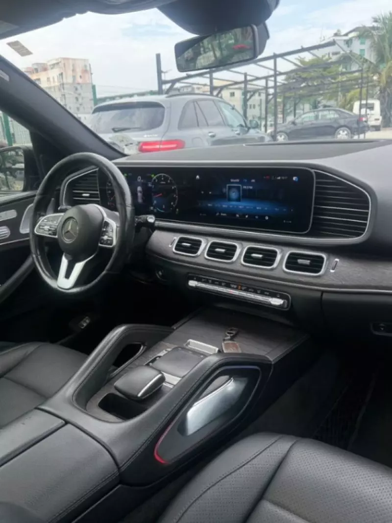 Mercedes-Benz GLE-Class   - 2020