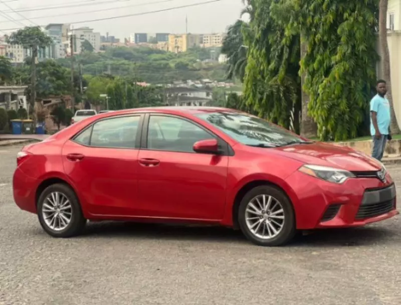 TOYOTA Corolla   - 2011