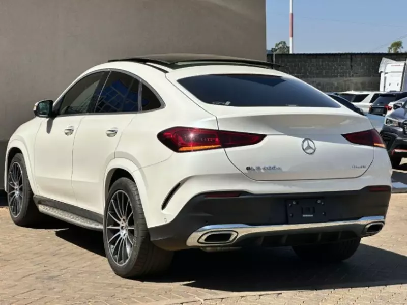 Mercedes-Benz GLE 400   - 2021