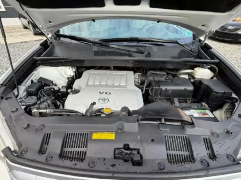TOYOTA Highlander - 2012