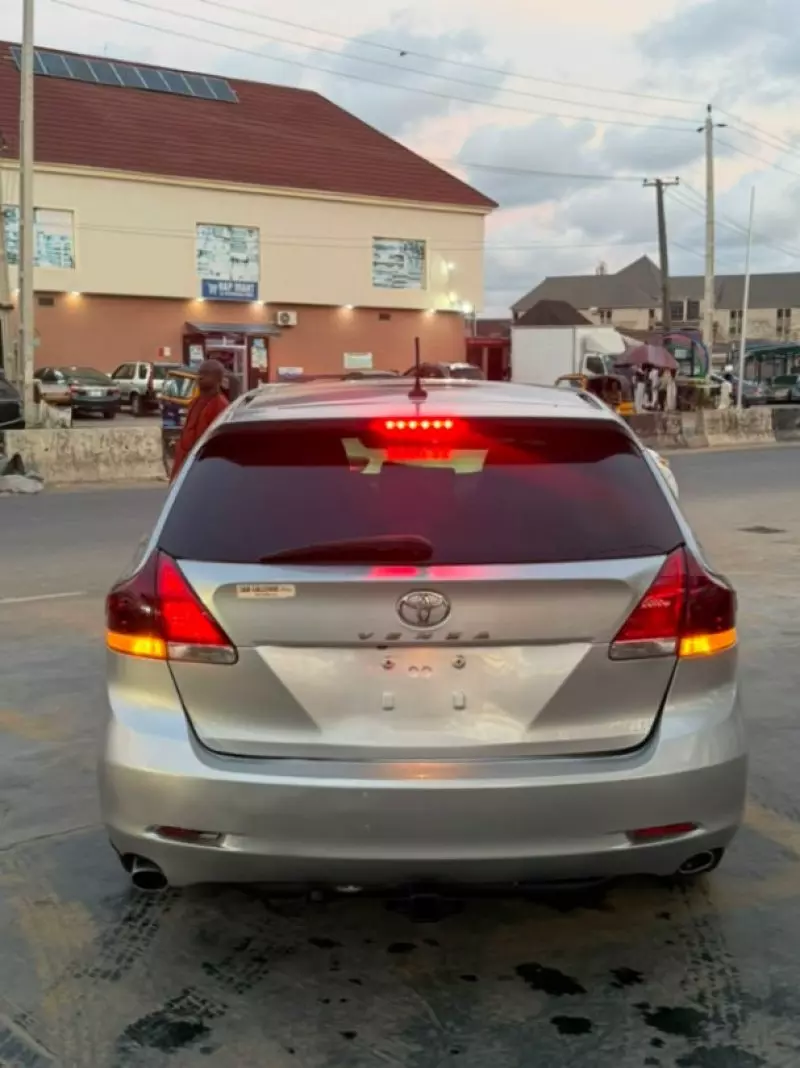 Toyota Venza - 2012