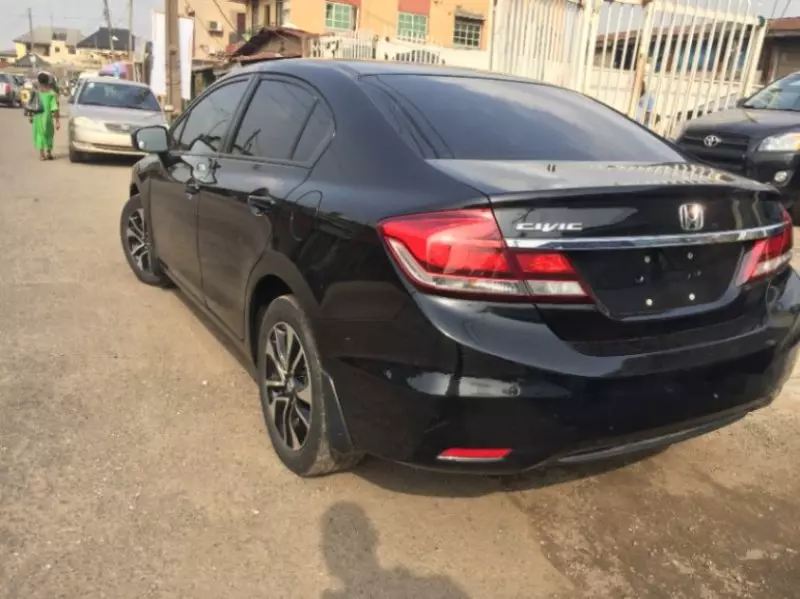 Honda Civic   - 2014