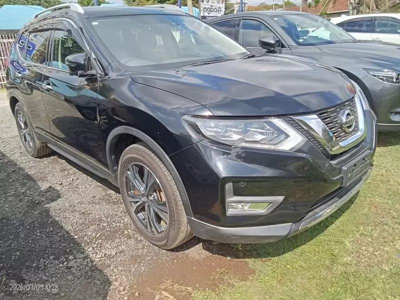 Nissan X-Trail   - 2019