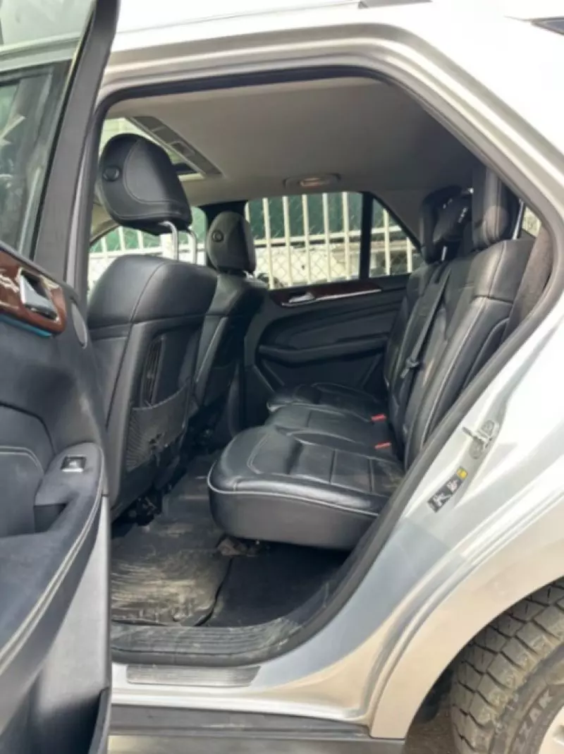 Mercedes-Benz ML-Class   - 2012