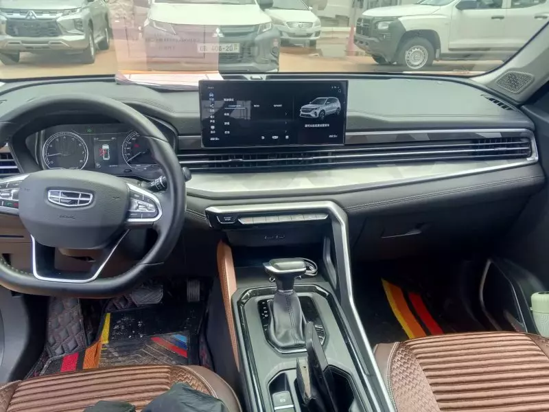 GEELY X6 PRO   - 2021
