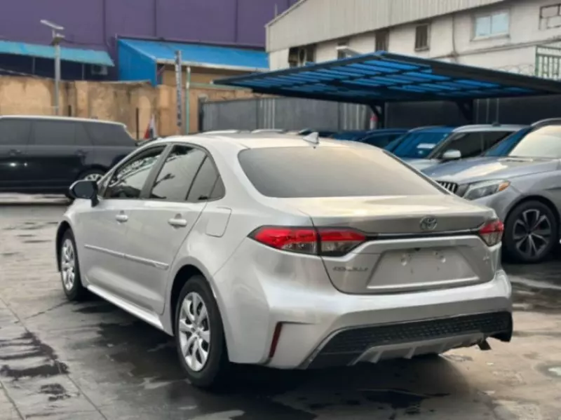 TOYOTA Corolla   - 2021