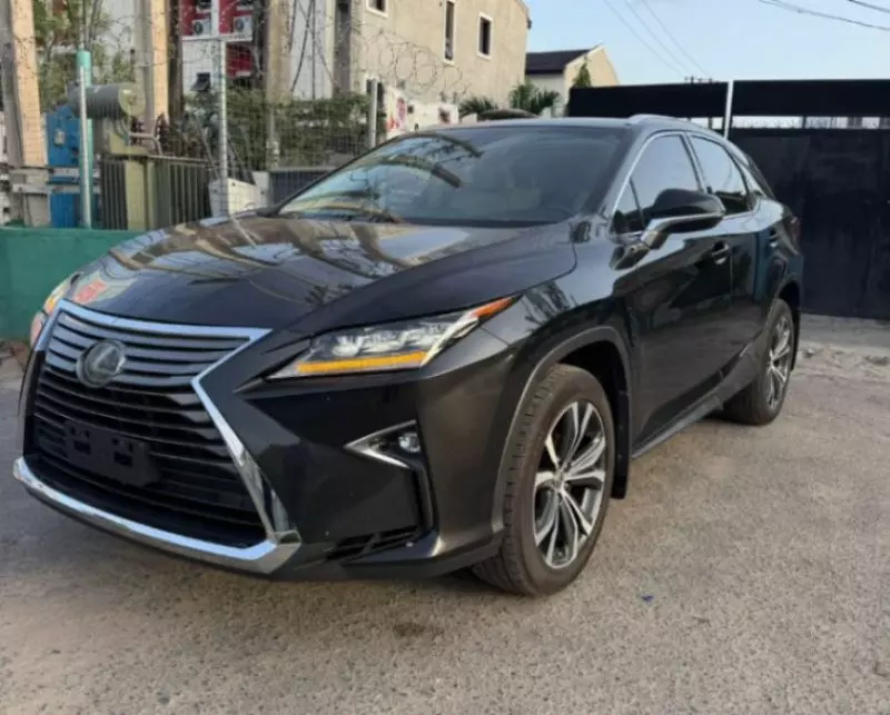 Lexus RX   - 2017
