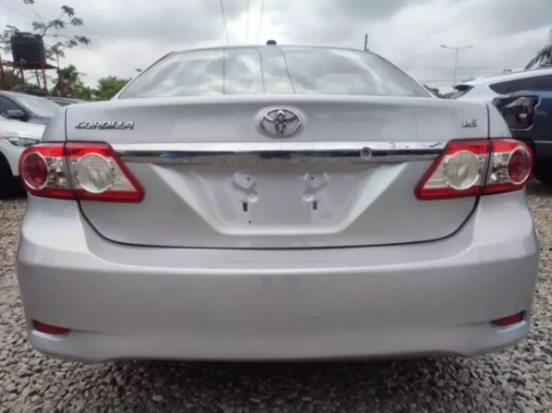 Toyota Corolla   - 2015