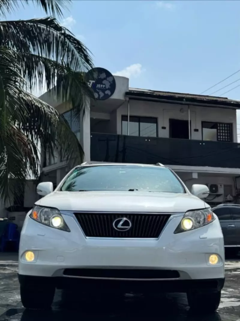 Lexus RX 350   - 2010