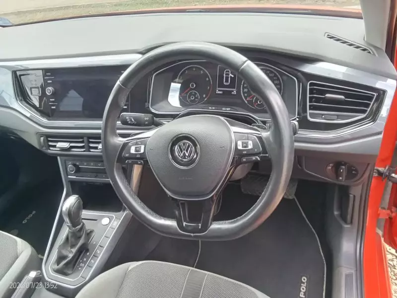 Volkswagen Polo   - 2018