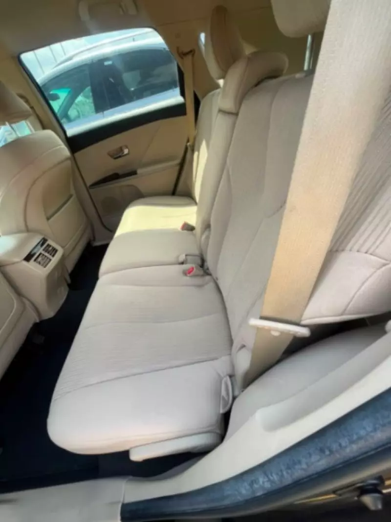 TOYOTA Venza   - 2012