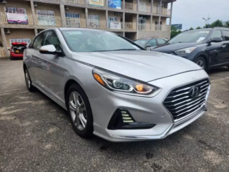 Hyundai Sonata   - 2018