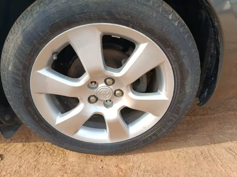 Toyota Matrix   - 2006