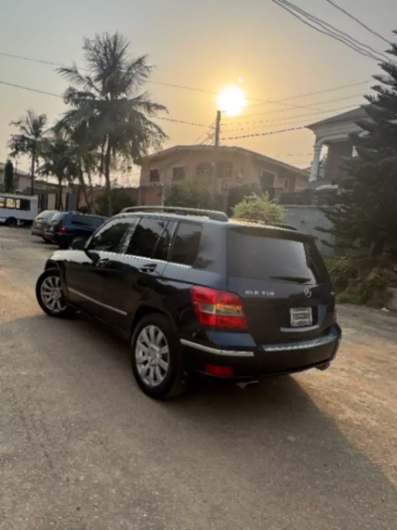 Mercedes-Benz GLK 350   - 2011