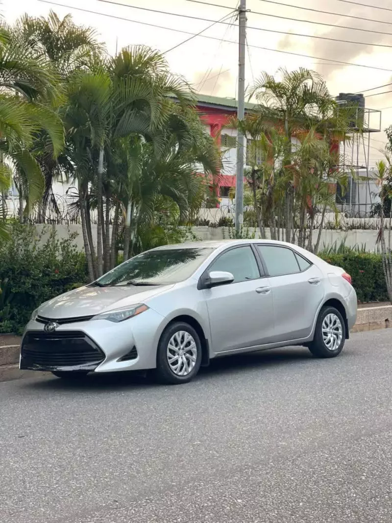 Toyota Corolla   - 2018