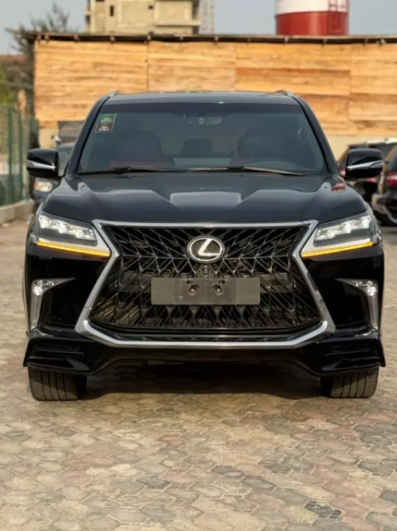 Lexus LX 570   - 2019