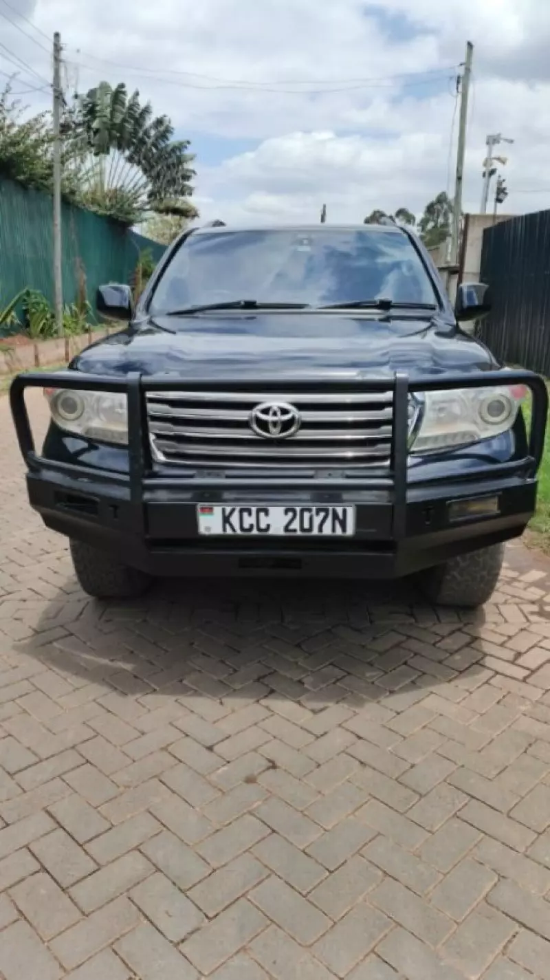 TOYOTA Land Cruiser   - 2009