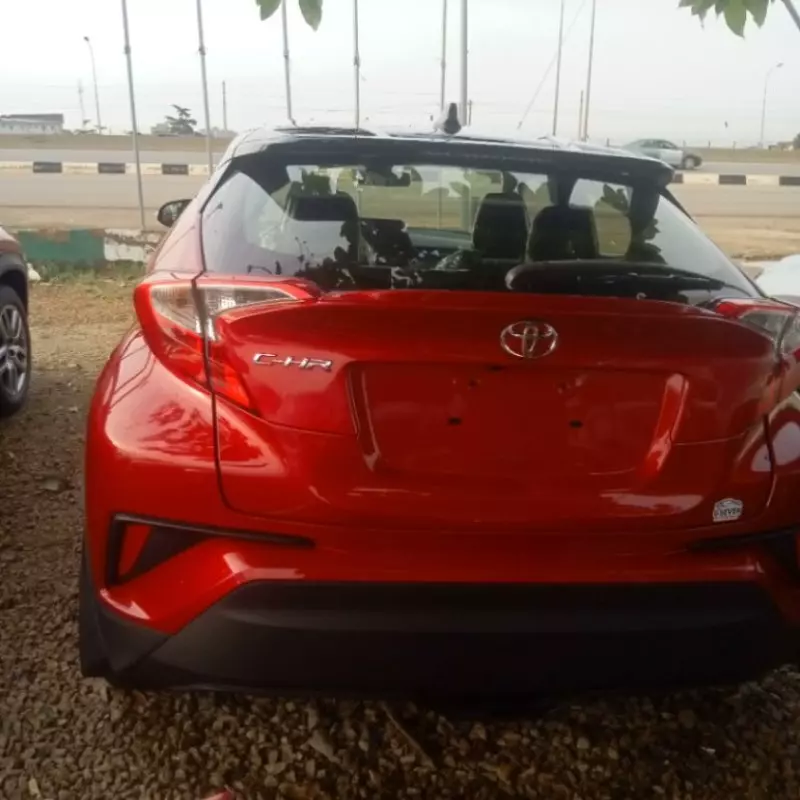 TOYOTA C-HR   - 2020