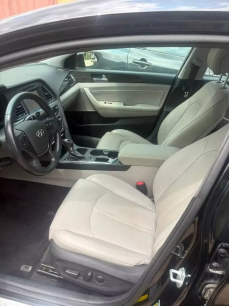 Hyundai Sonata   - 2016