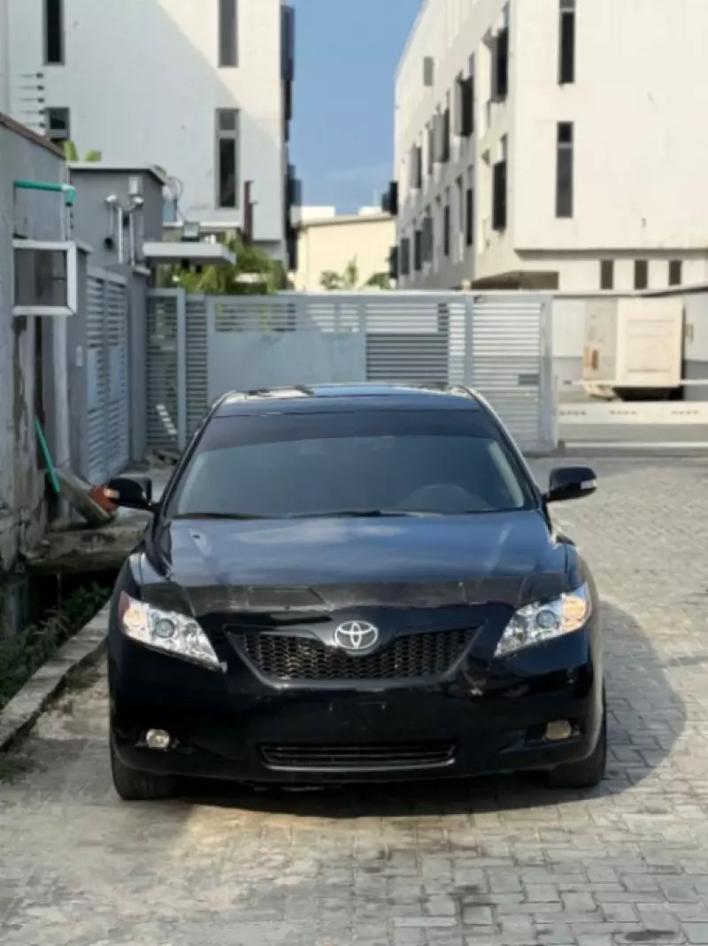 Toyota Camry   - 2007