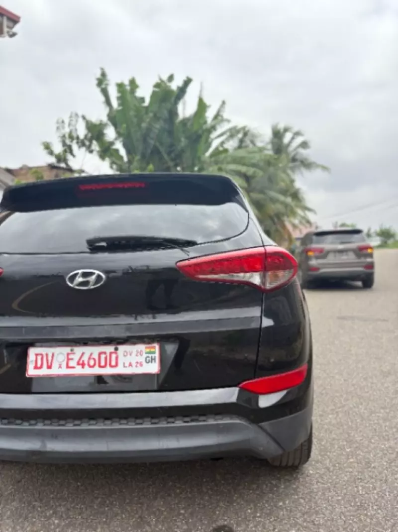 Hyundai Tucson   - 2016