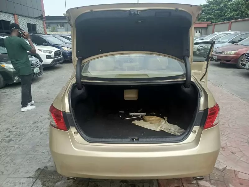 Lexus ES   - 2008