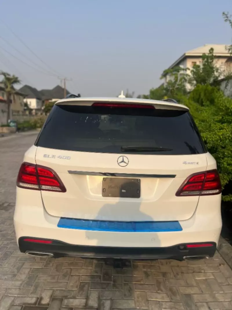 Mercedes-Benz GLE-Class   - 2018