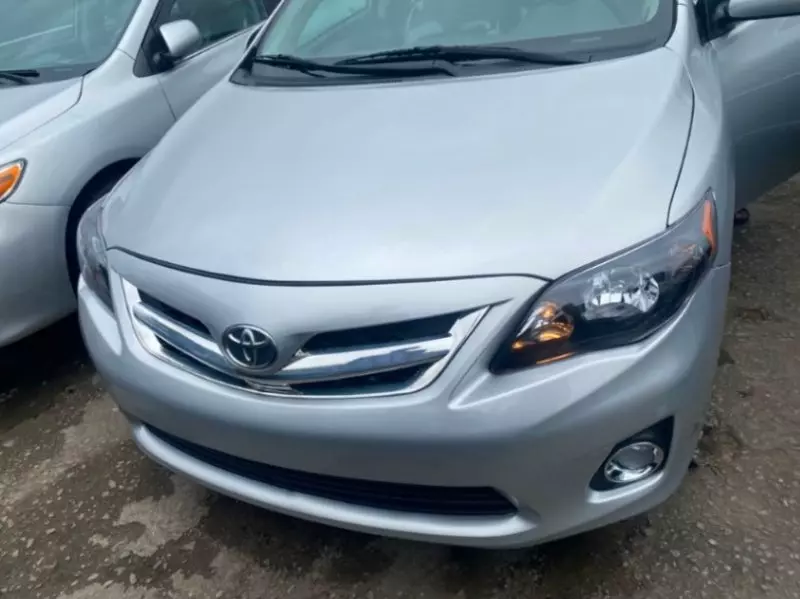 TOYOTA Corolla   - 2010