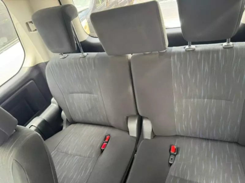 TOYOTA Noah   - 2013