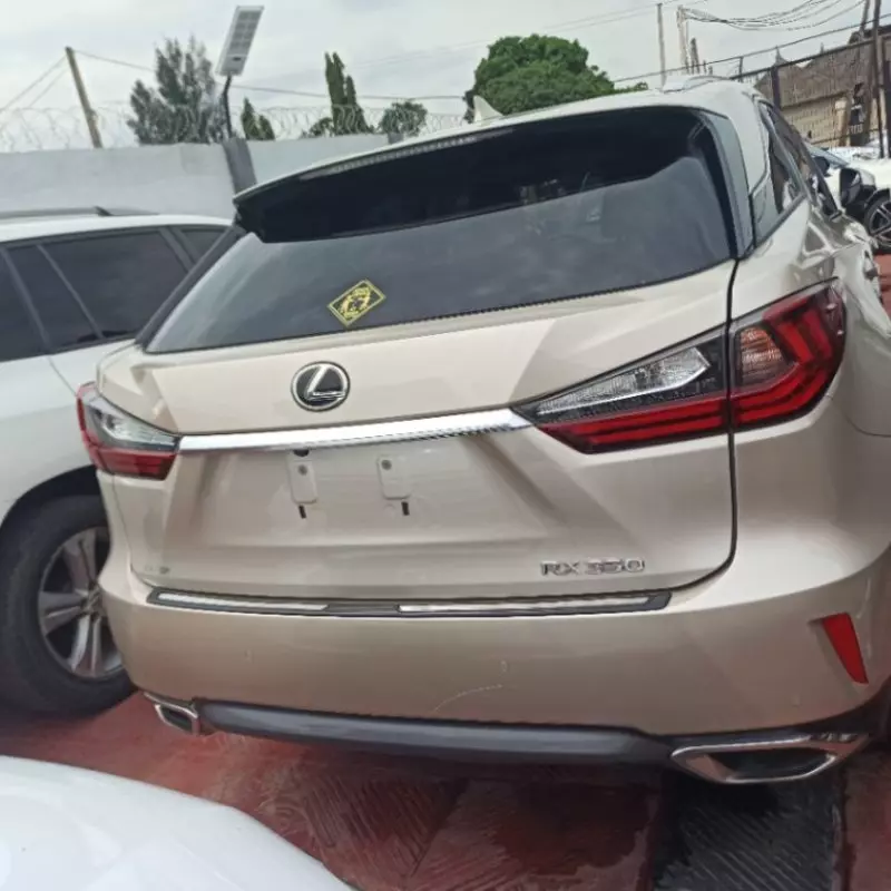 Lexus RX   - 2016