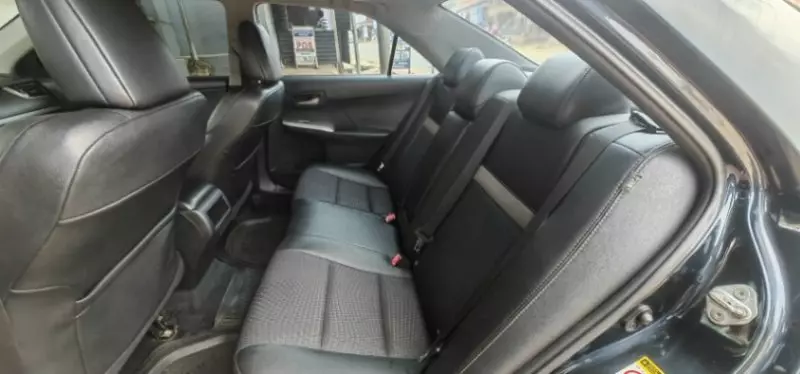 Toyota Camry   - 2013