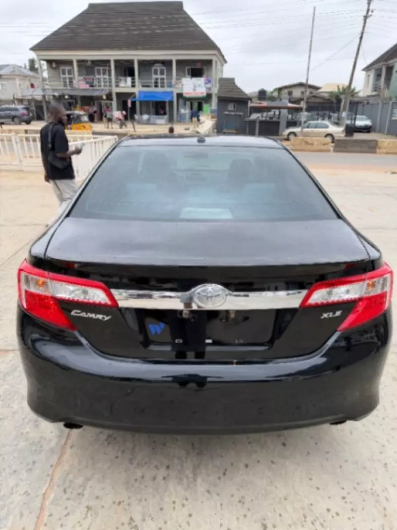 TOYOTA Camry   - 2014